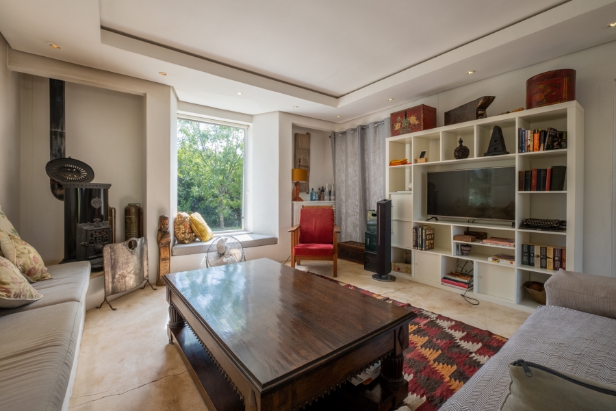 5 Bedroom Property for Sale in Mcgregor Western Cape